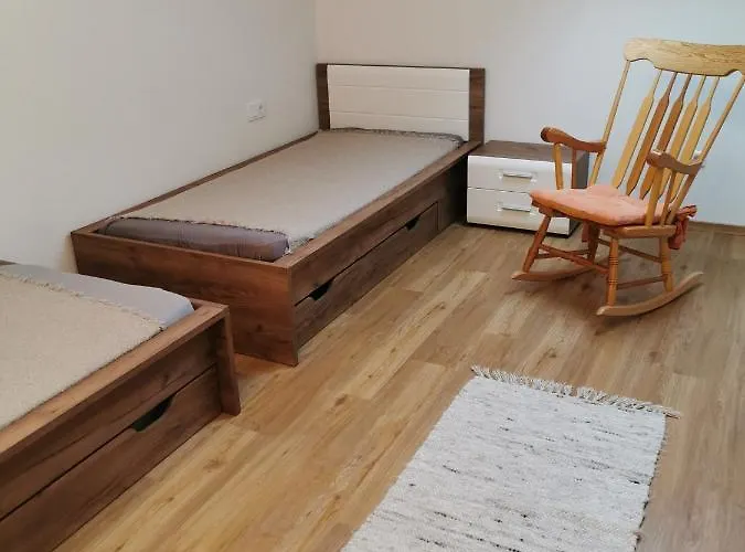 W2 Grosszuegige In Ruhiger Lage